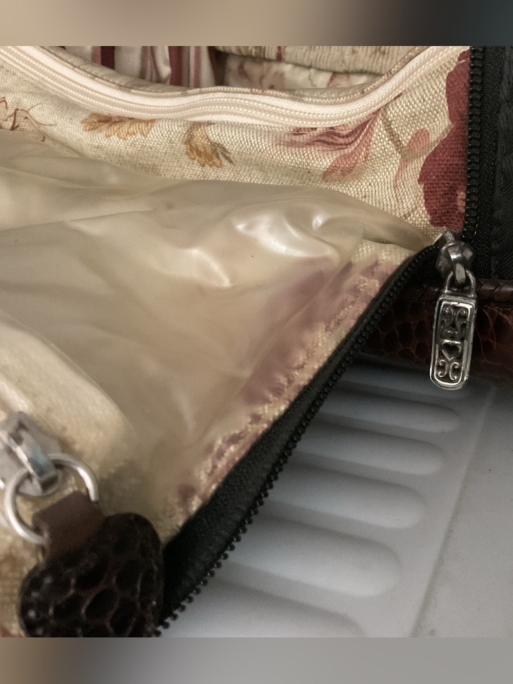 RARE Brighton Croc Embossed Travel Vanity Train Case Weekender COMPLETE - Picture 12 of 16